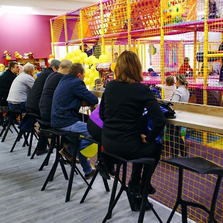 斯特雷 Legrand酒店 外观 照片